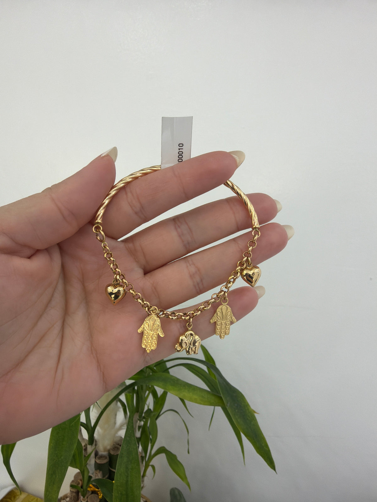 14k Bracelet with pendant