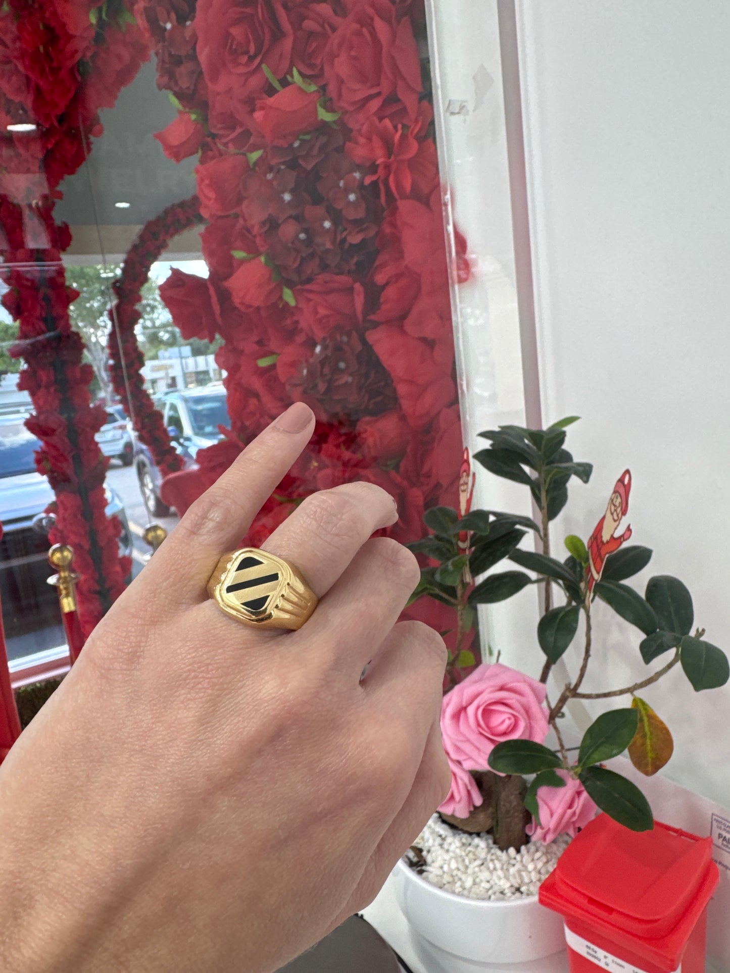 14K Two Line Ring Size 13 1/4”