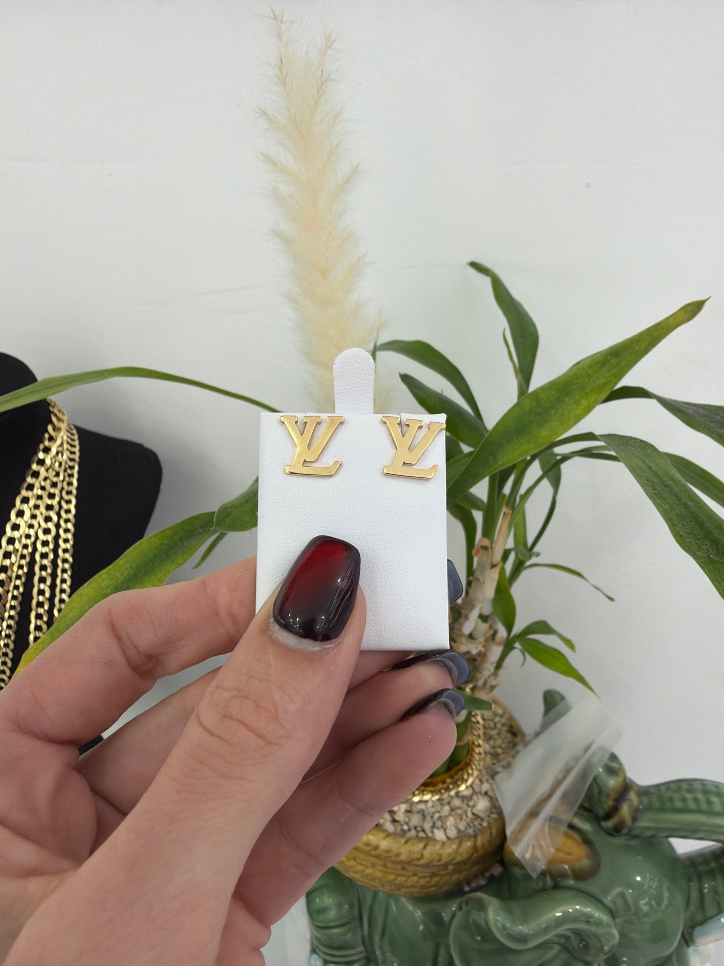 10k Earring