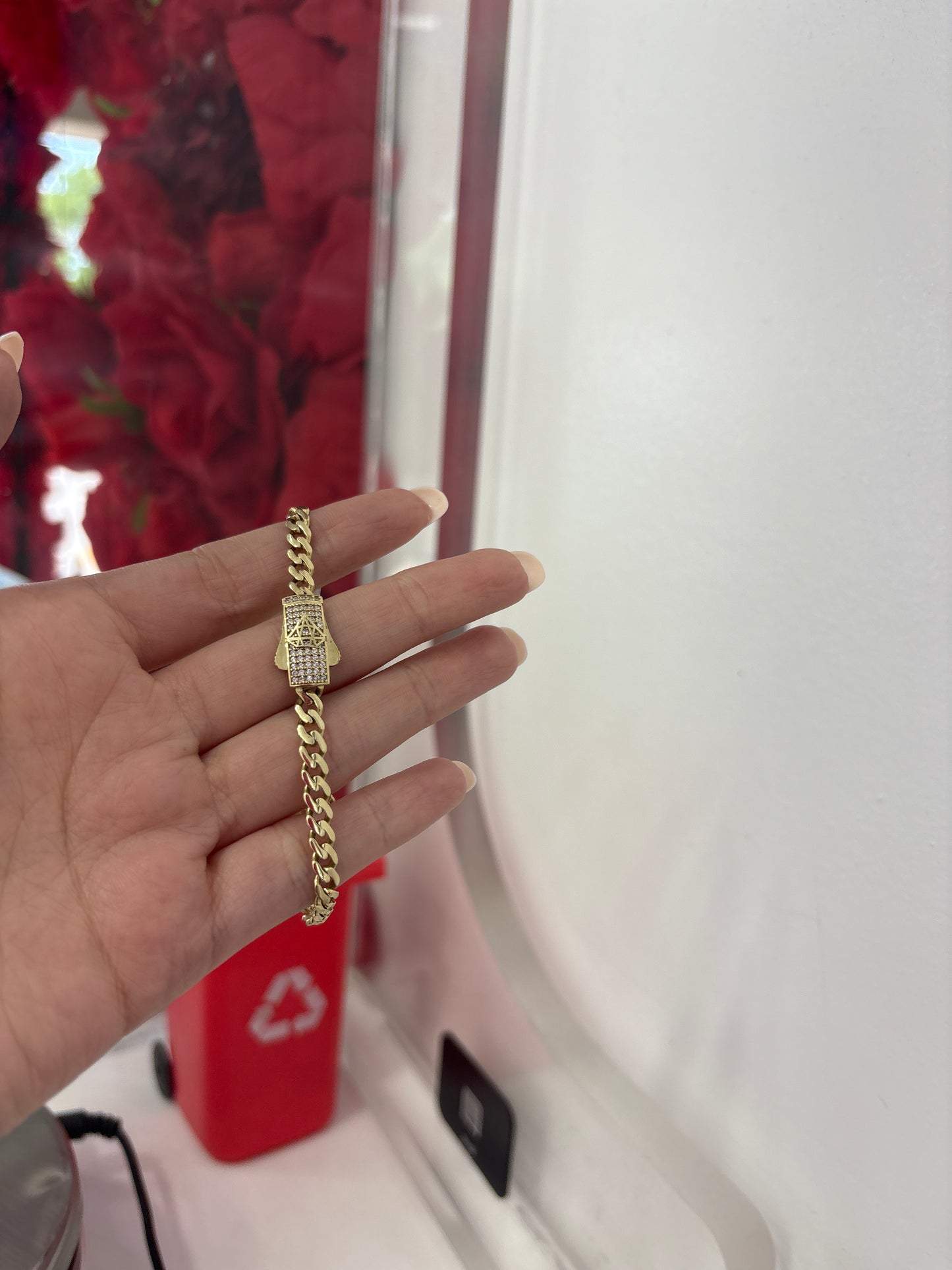 10K Heart Bracelet