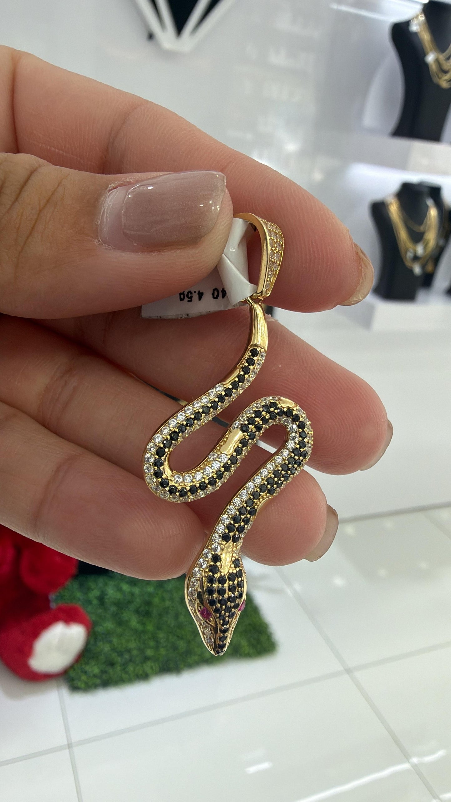 14K charms snakes