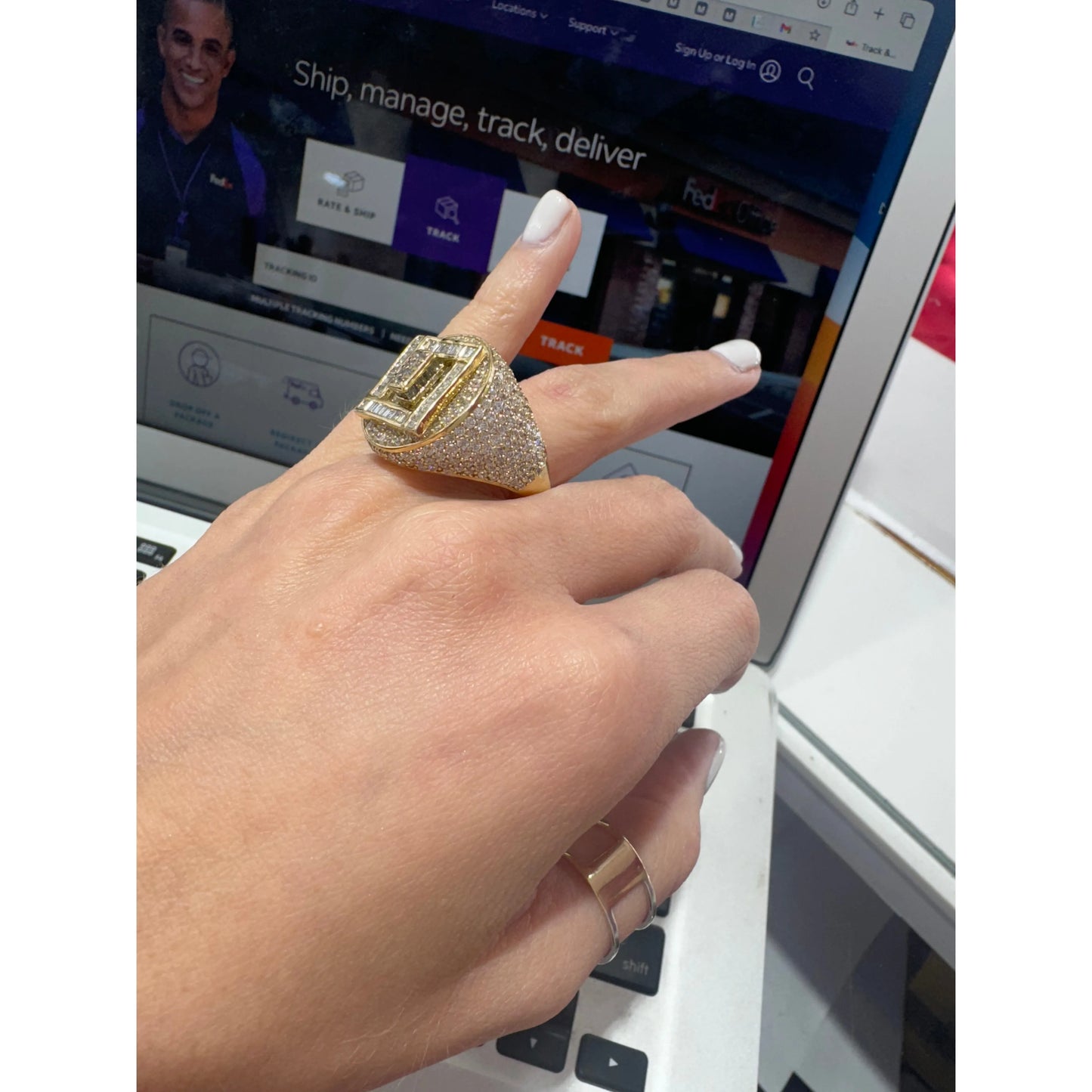 10K Round Ring
