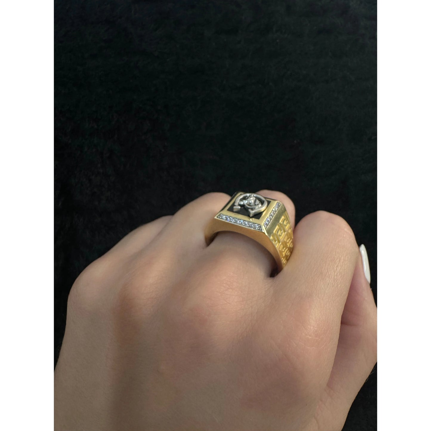 14K Horse Ring