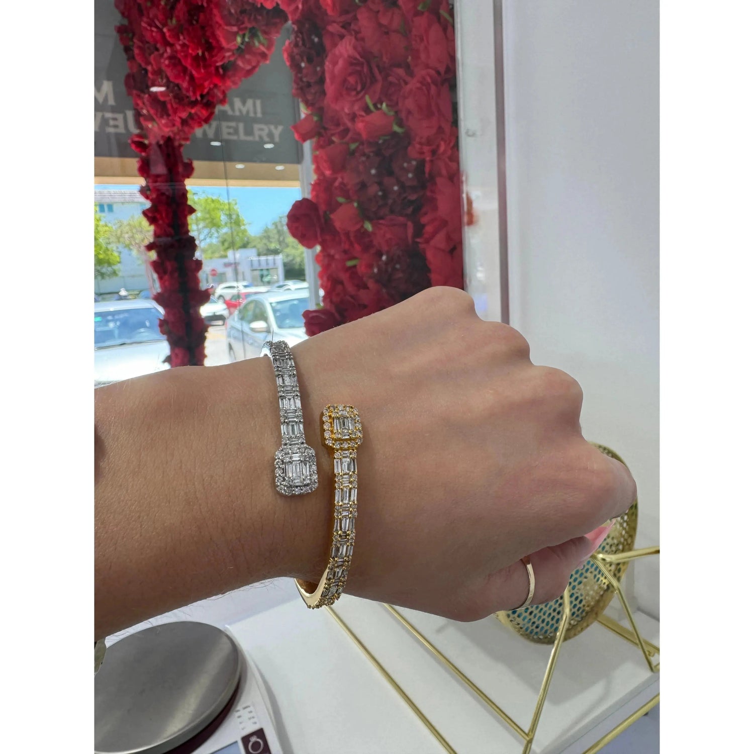 10K Women’s Bracelet - Miami Jewelry 