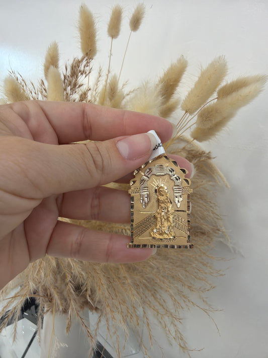 14k San Lázaro charm
