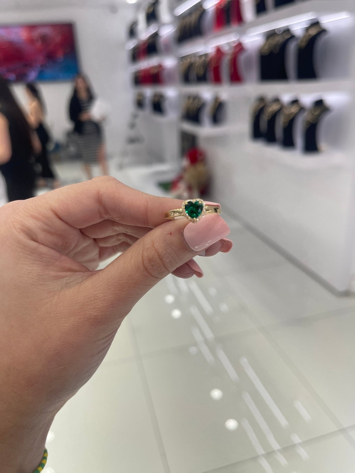10K Green Stone Heart Ring - Miami Jewelry