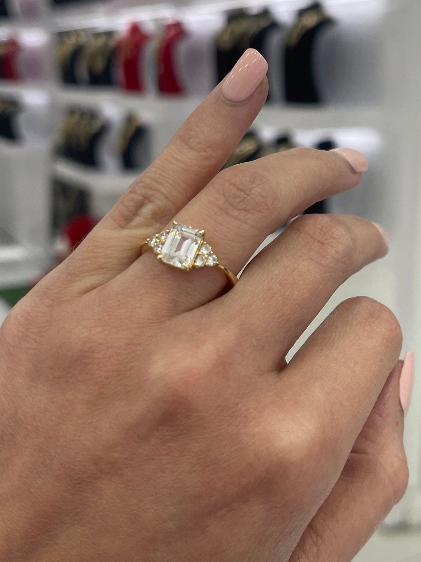 10K White Stone Ring - Miami Jewelry