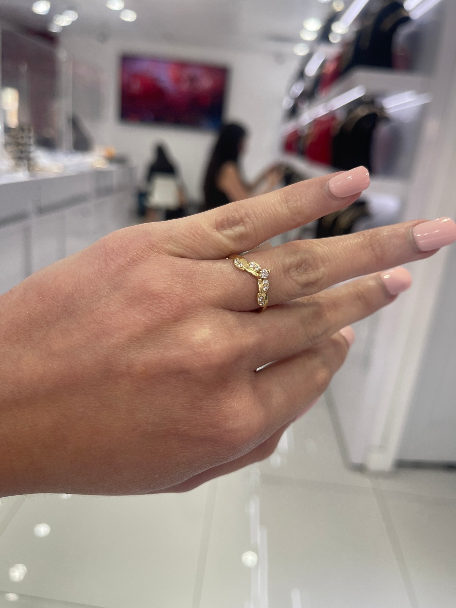 10K White Stone Ring - Miami Jewelry