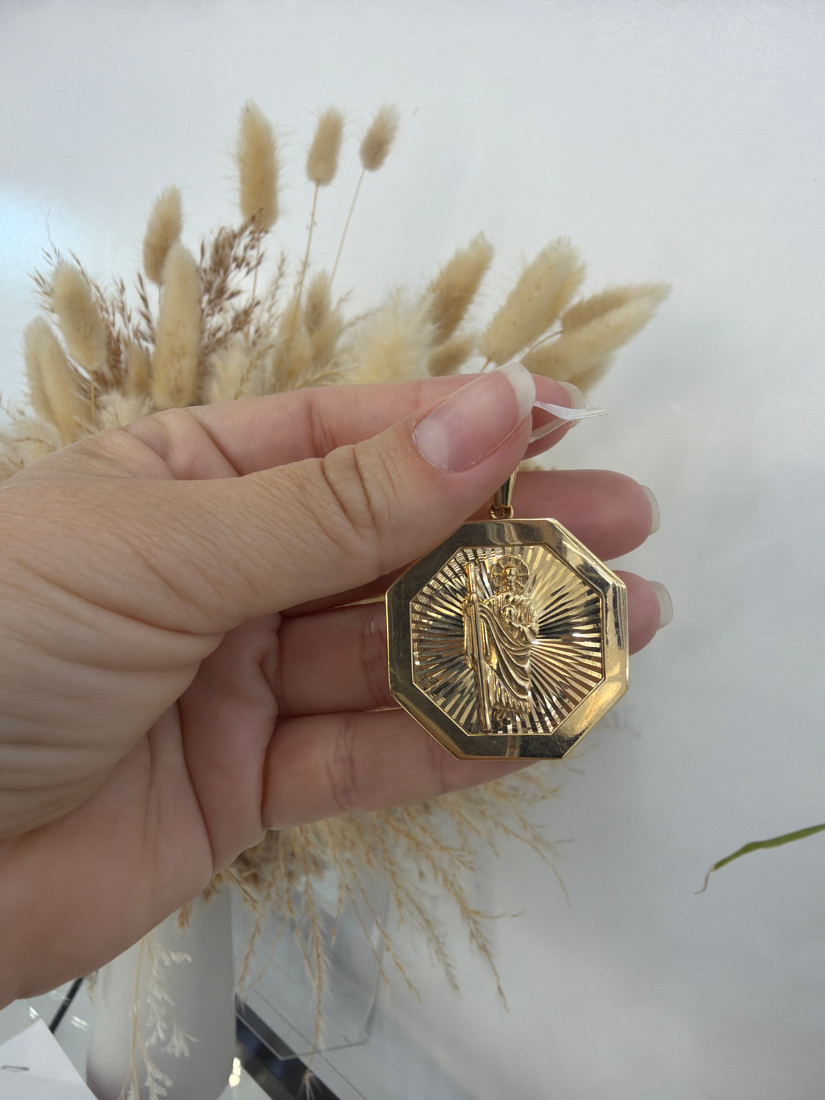 14k San Juda Charm