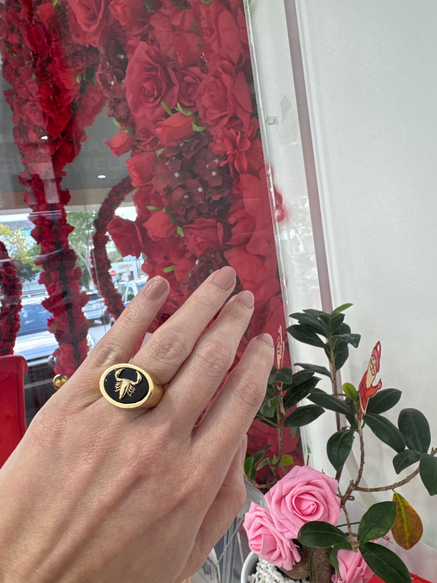 14K Escorpion Ring Size 91/4”