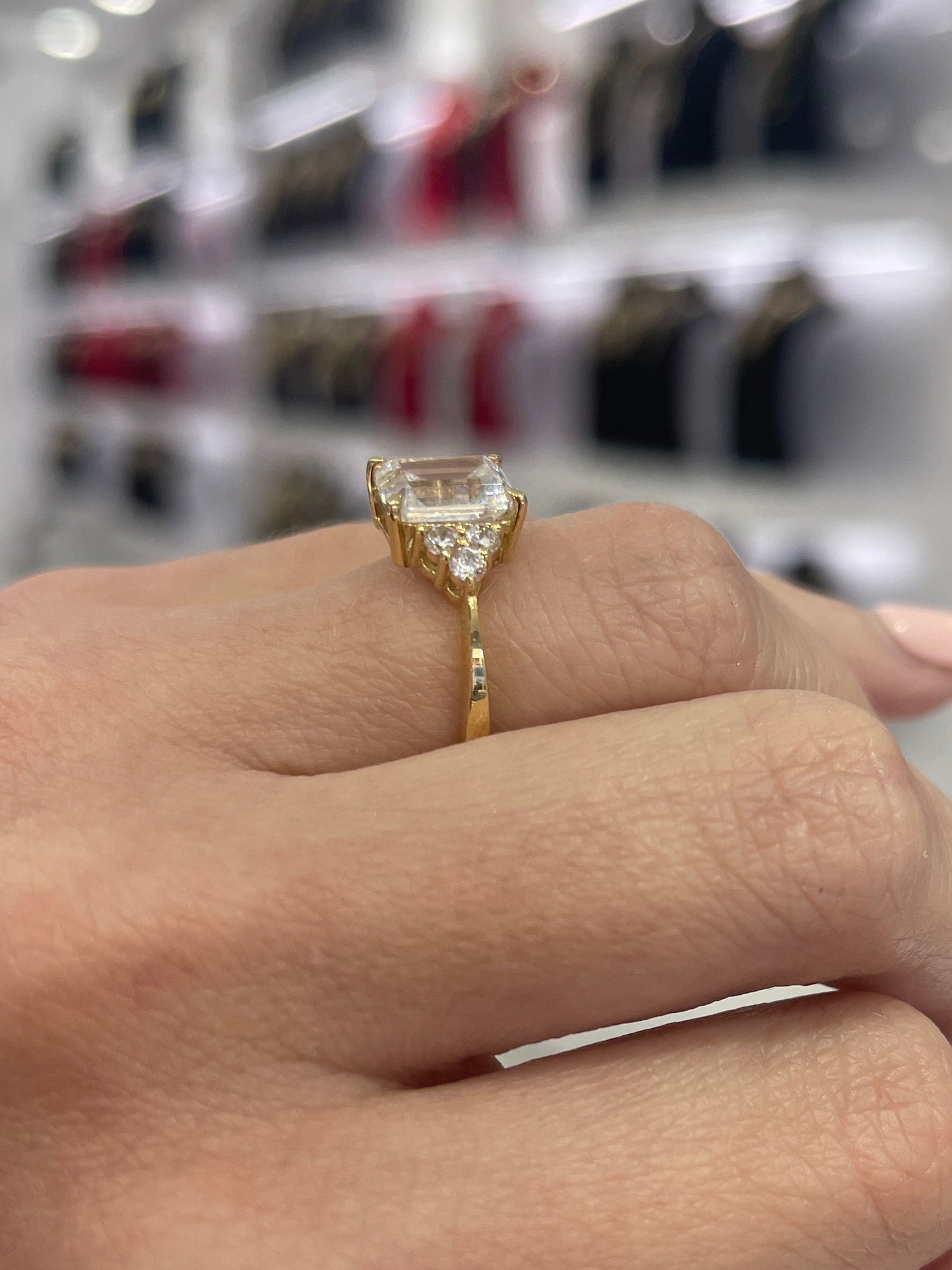 10K White Stone Ring