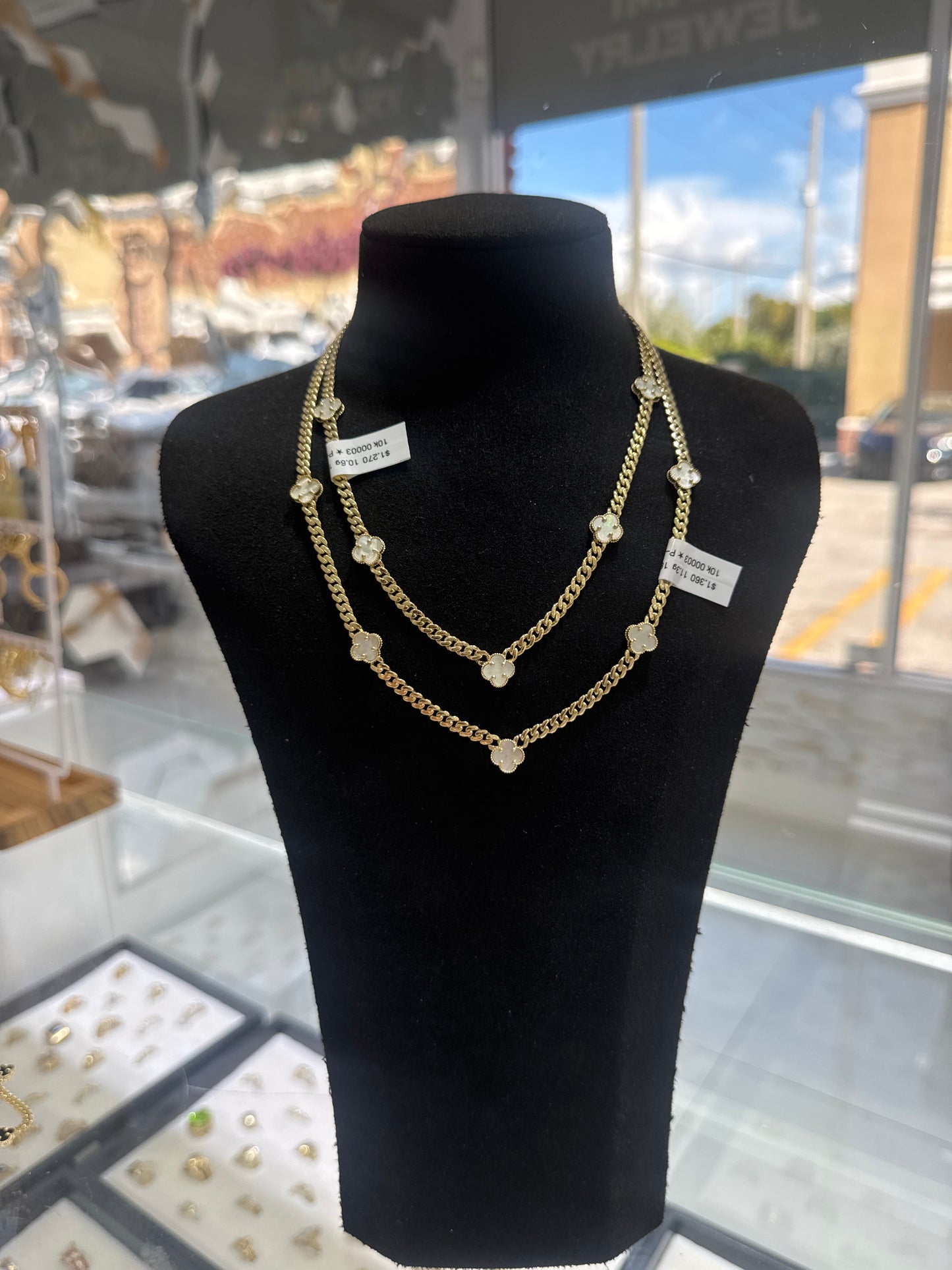 10K White Flower Necklace