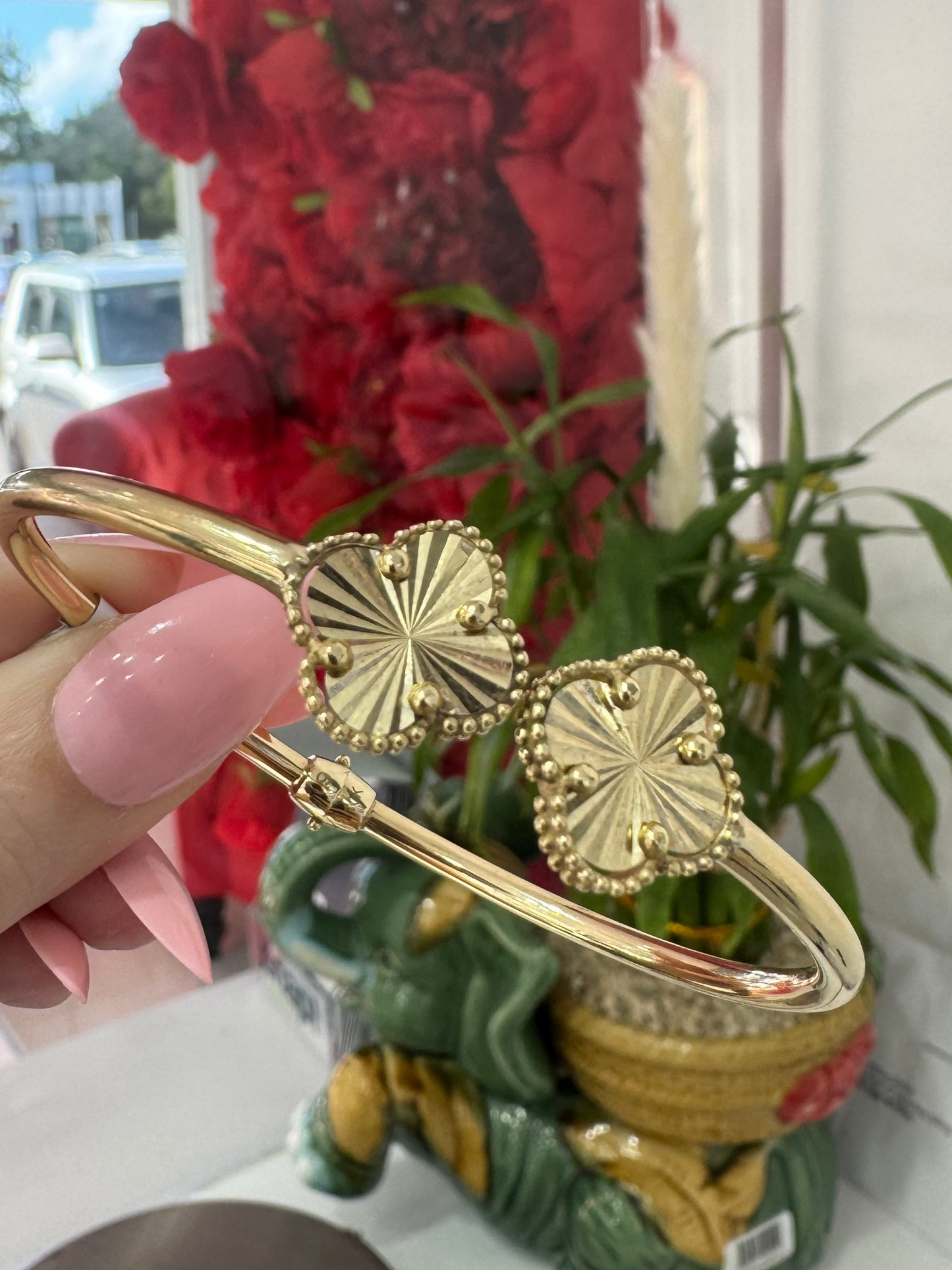 10K Flower Bracelet