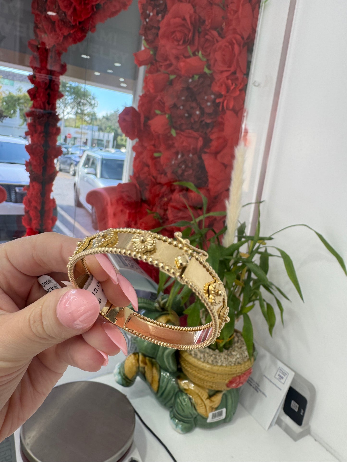10k Flower Bracelet