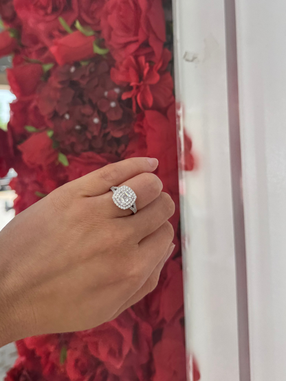 14K Diamond White Gold Ring