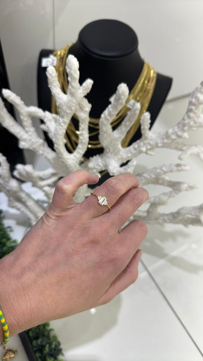 10K White Stone Ring