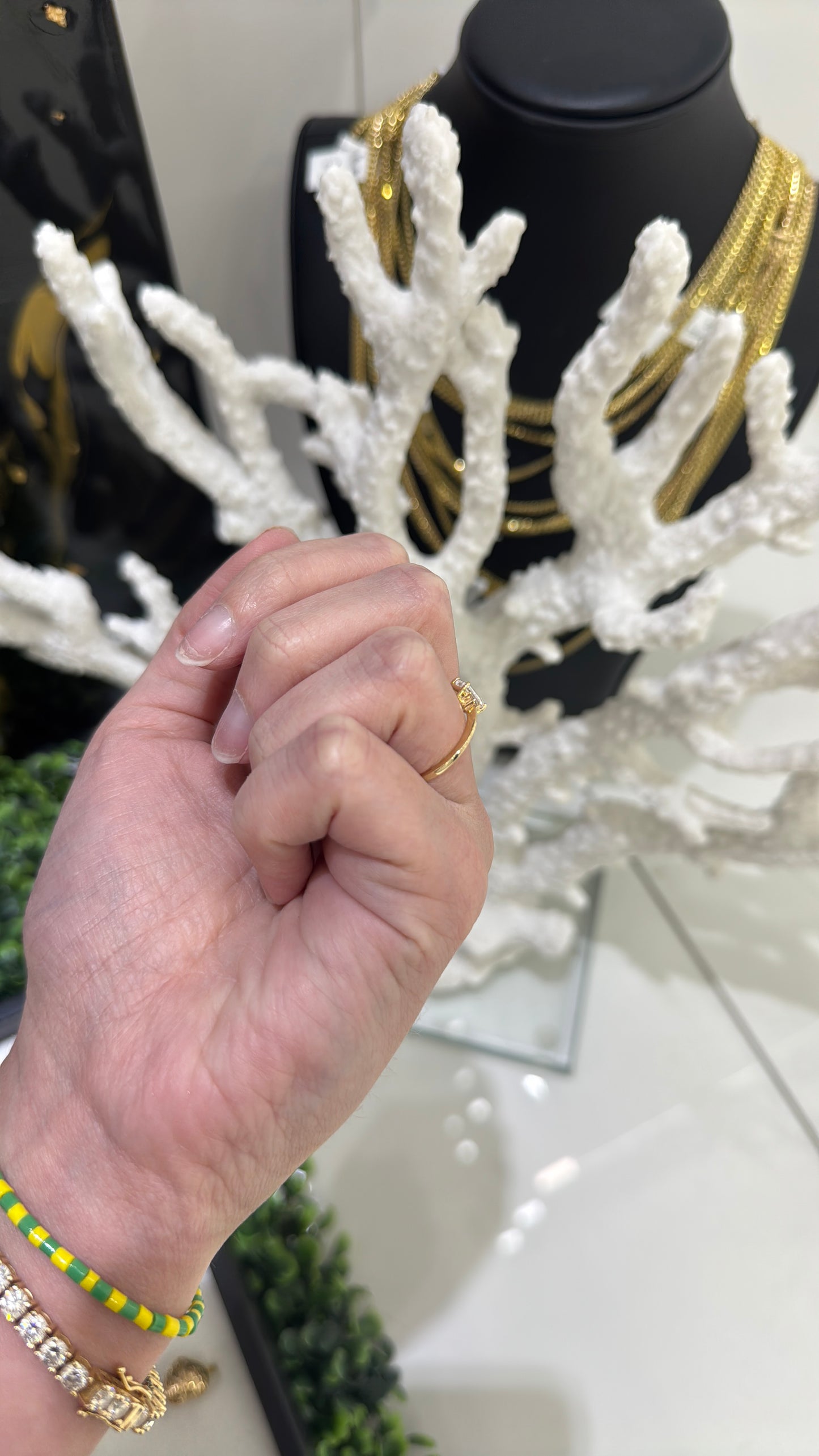 10K White Stone Ring