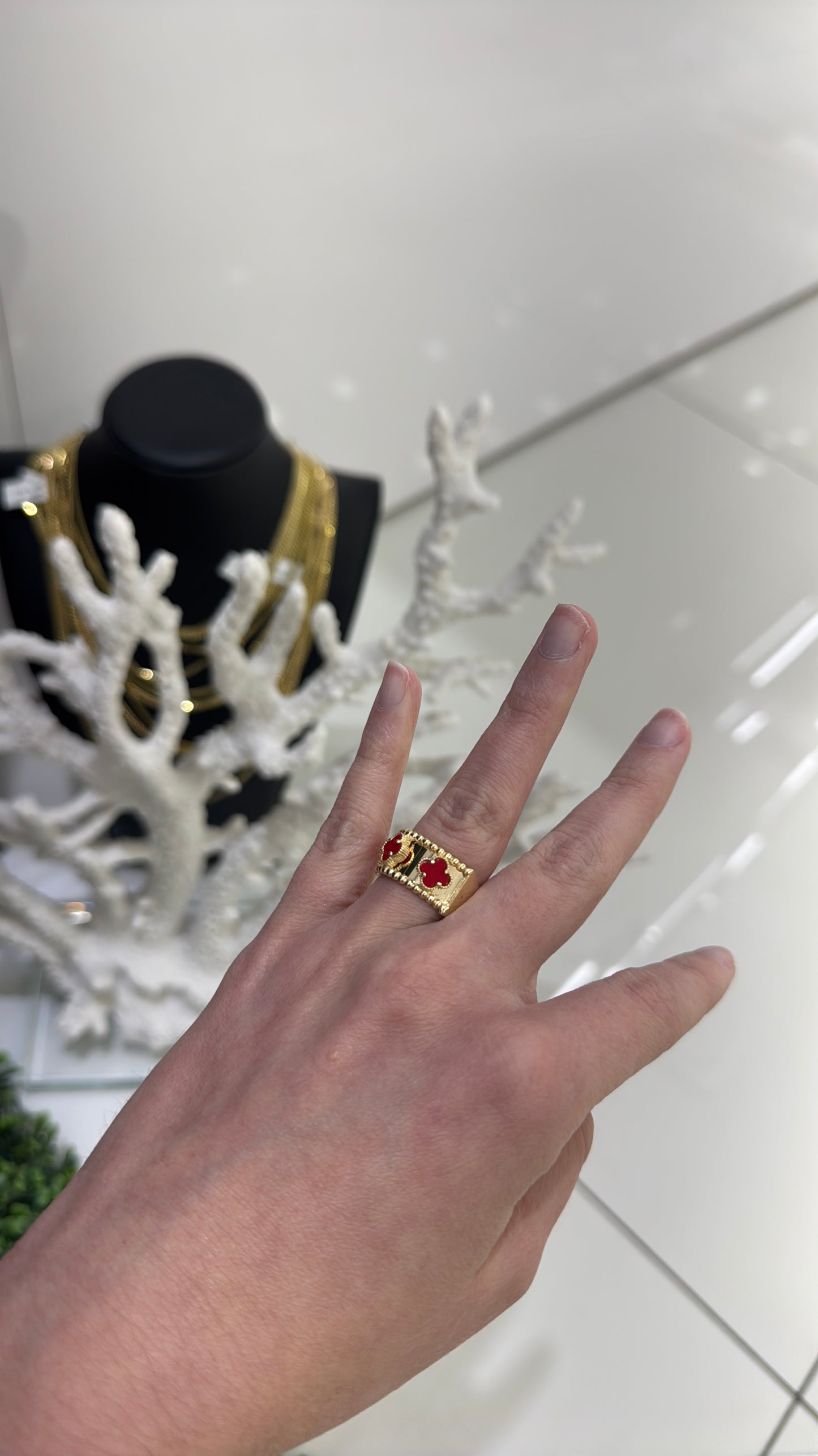 10k Red Flower Ring