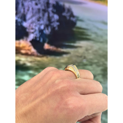 10K White Stone Ring