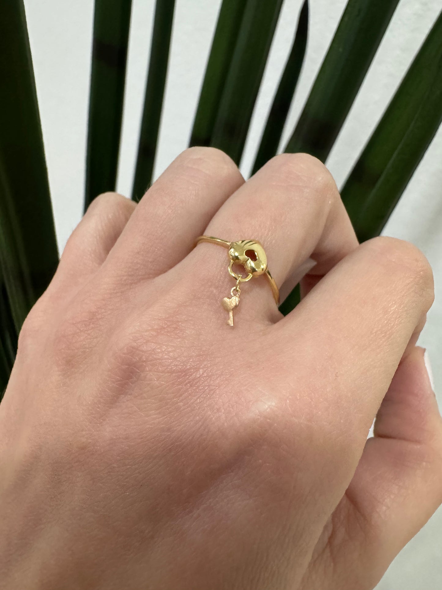 14K Heart Ring