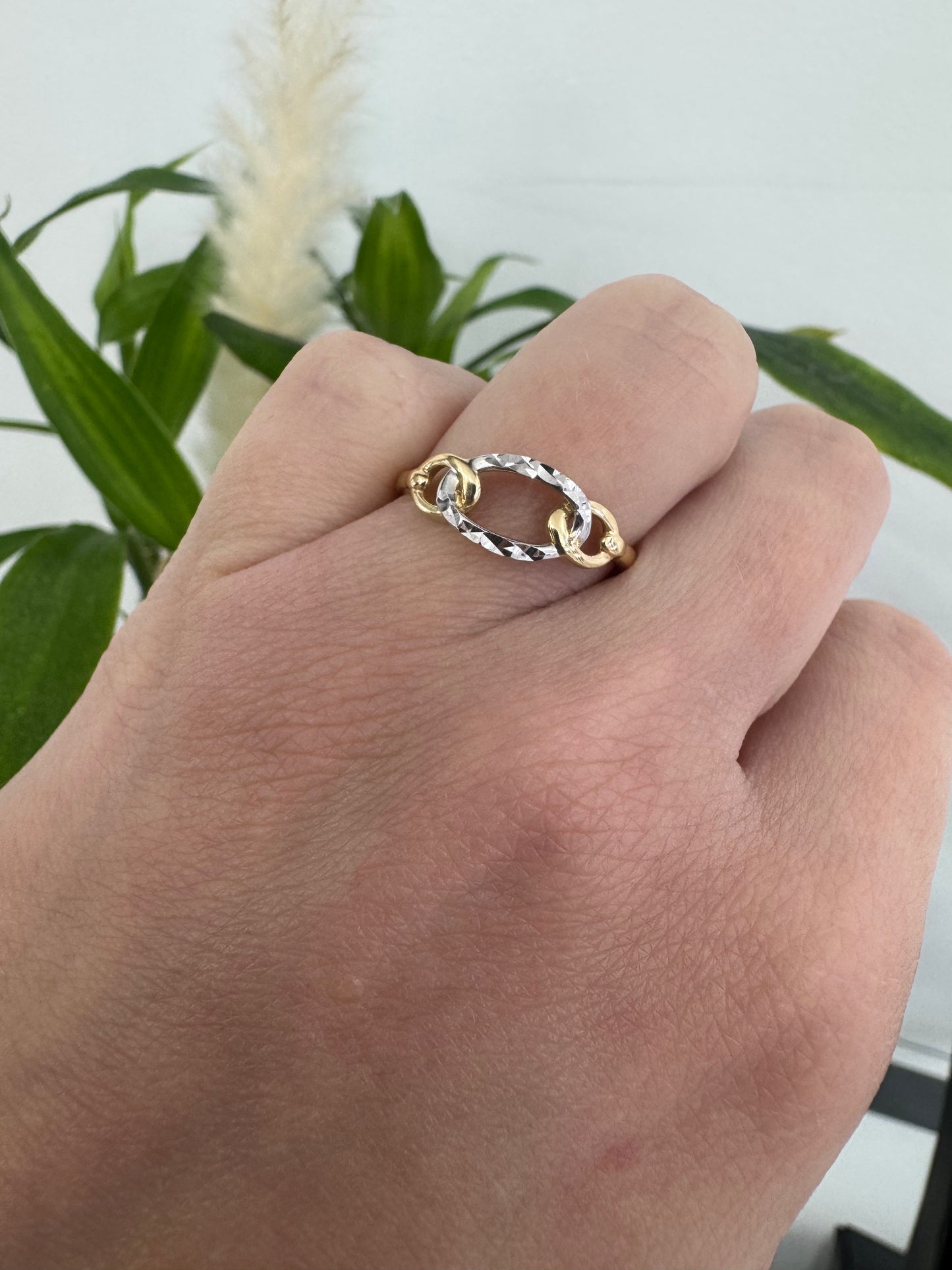 14K Women Ring