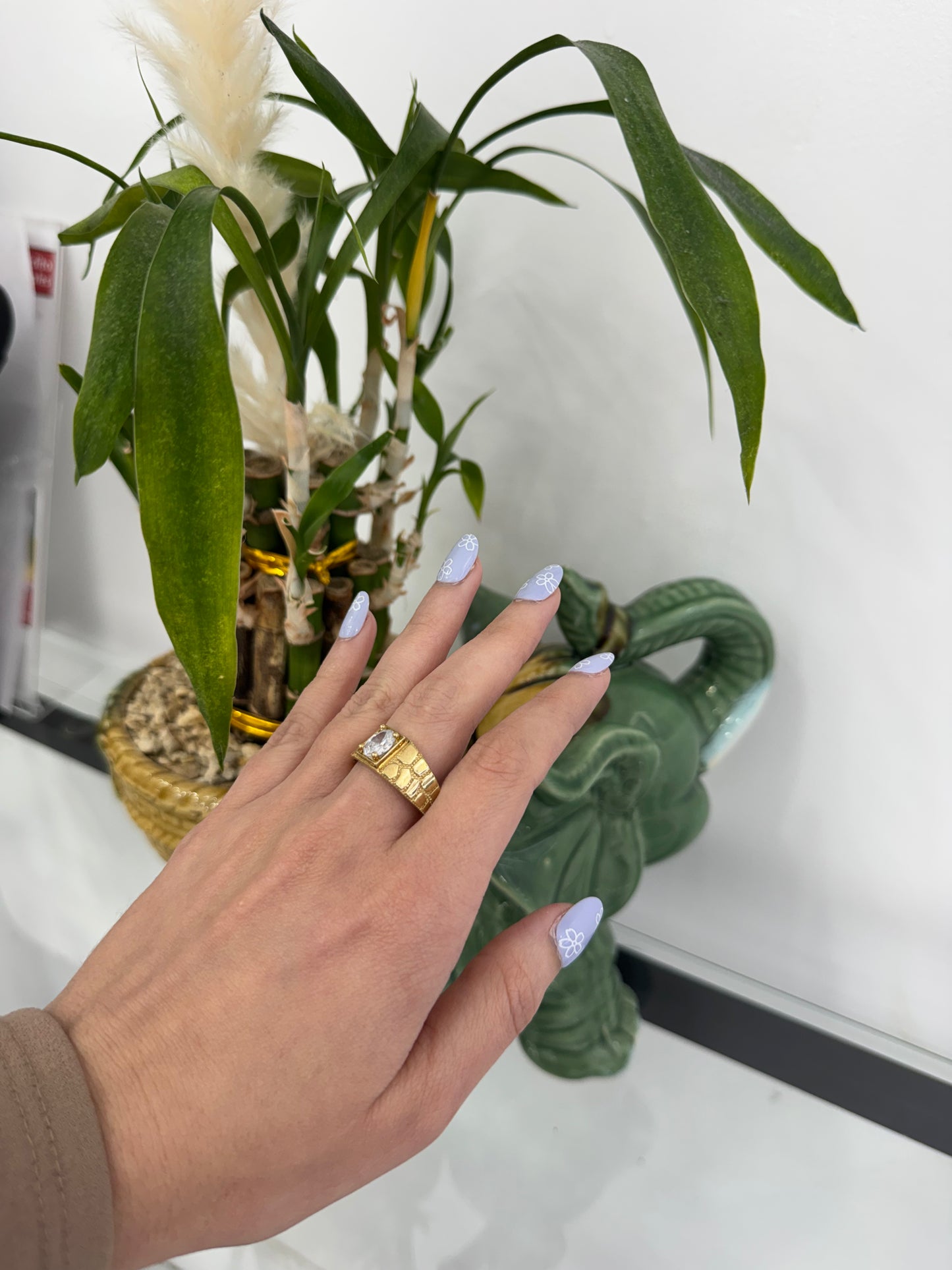 10K White Stone Ring