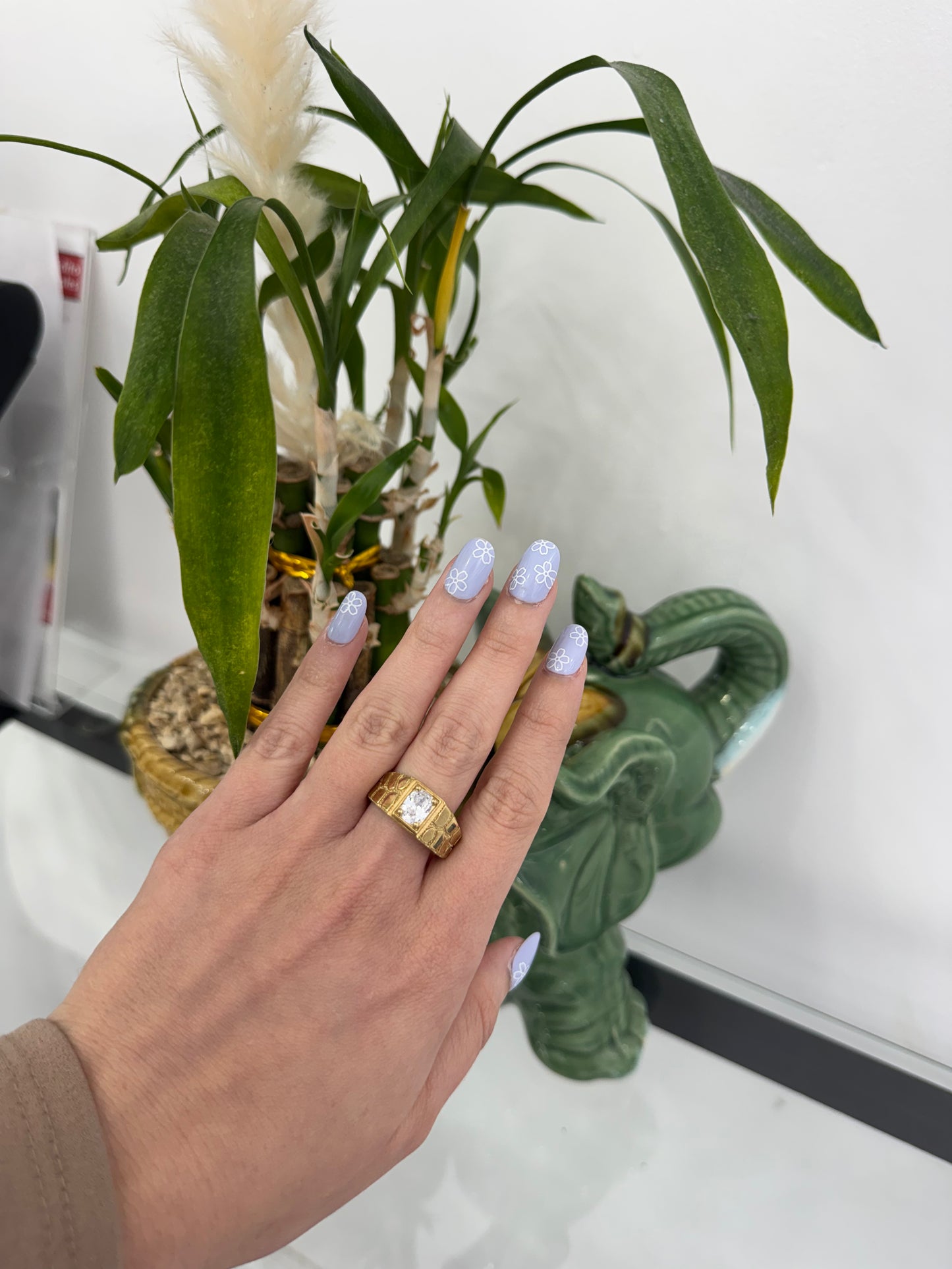 10K White Stone Ring