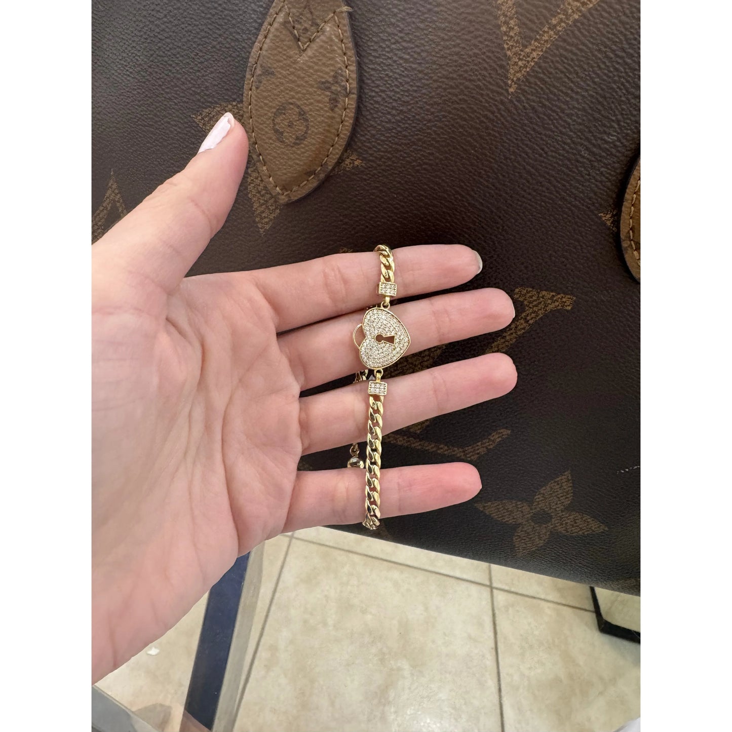 10K Heart Bracelet