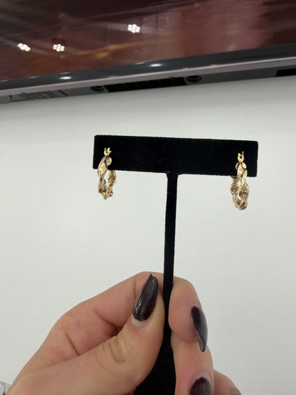 Earring 10k