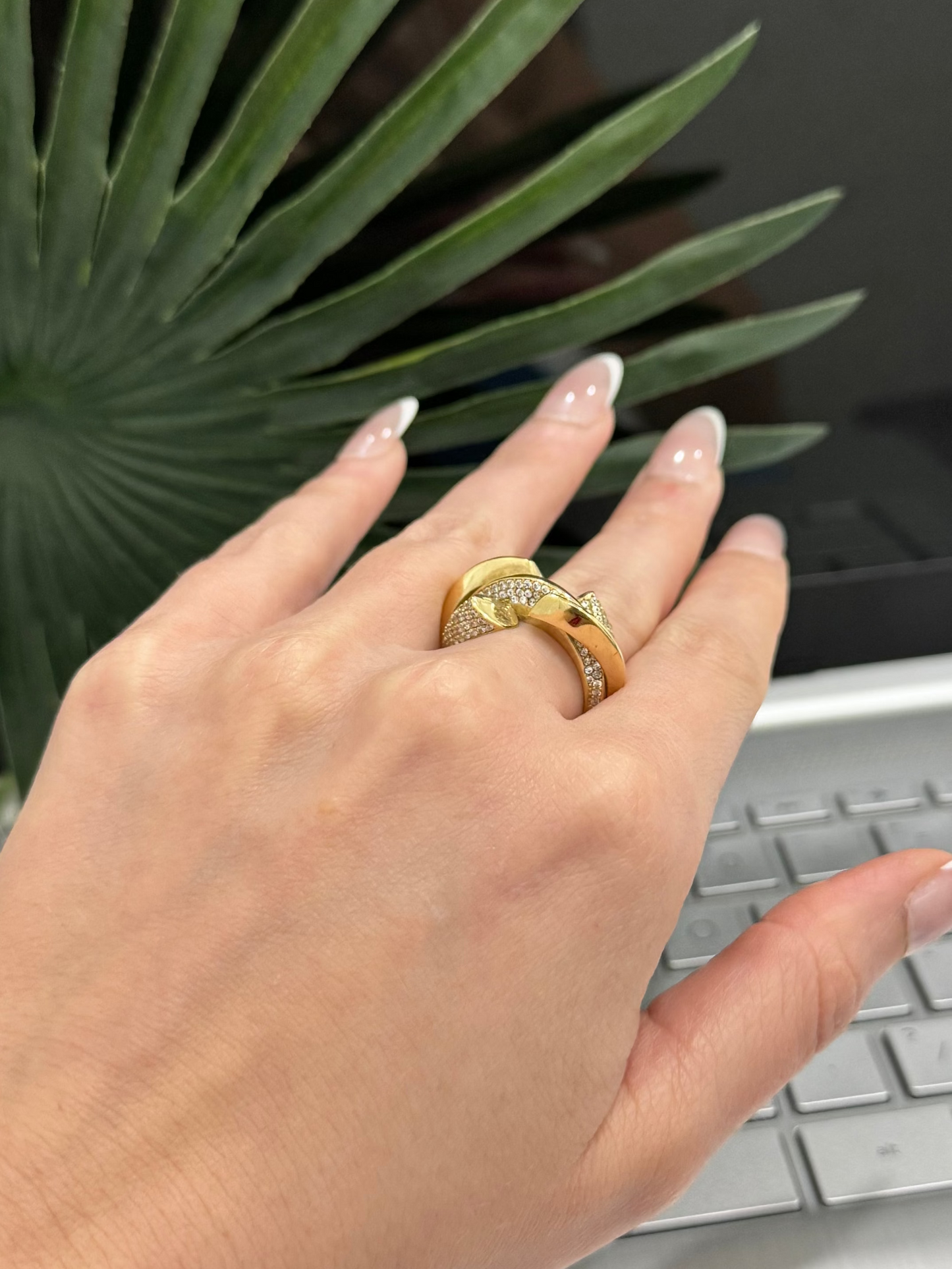 10K Trendy Ring